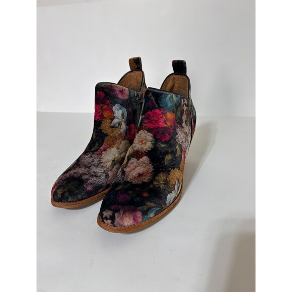 Sofft Tamela Women's size 7.5 Floral Boho Velvet Booties Ankle Boots Shoes - Picture 15 of 15